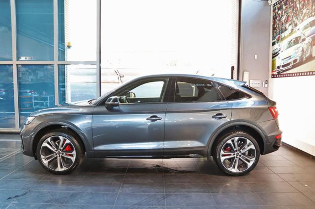 Audi Q5 Sportback Sportback 40 2.0 tdi mhev 12V quattro s-tronic (3)