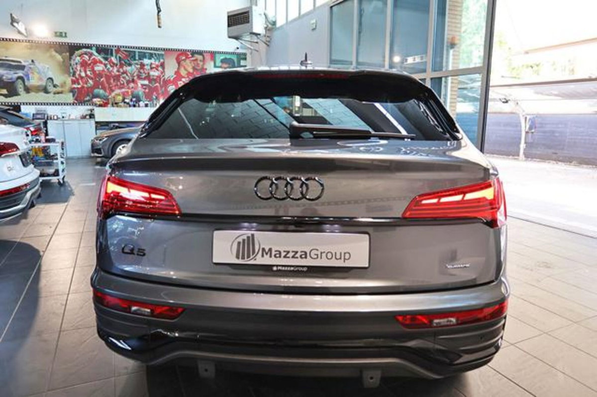 Audi Q5 Sportback Sportback 40 2.0 tdi mhev 12V quattro s-tronic (8)