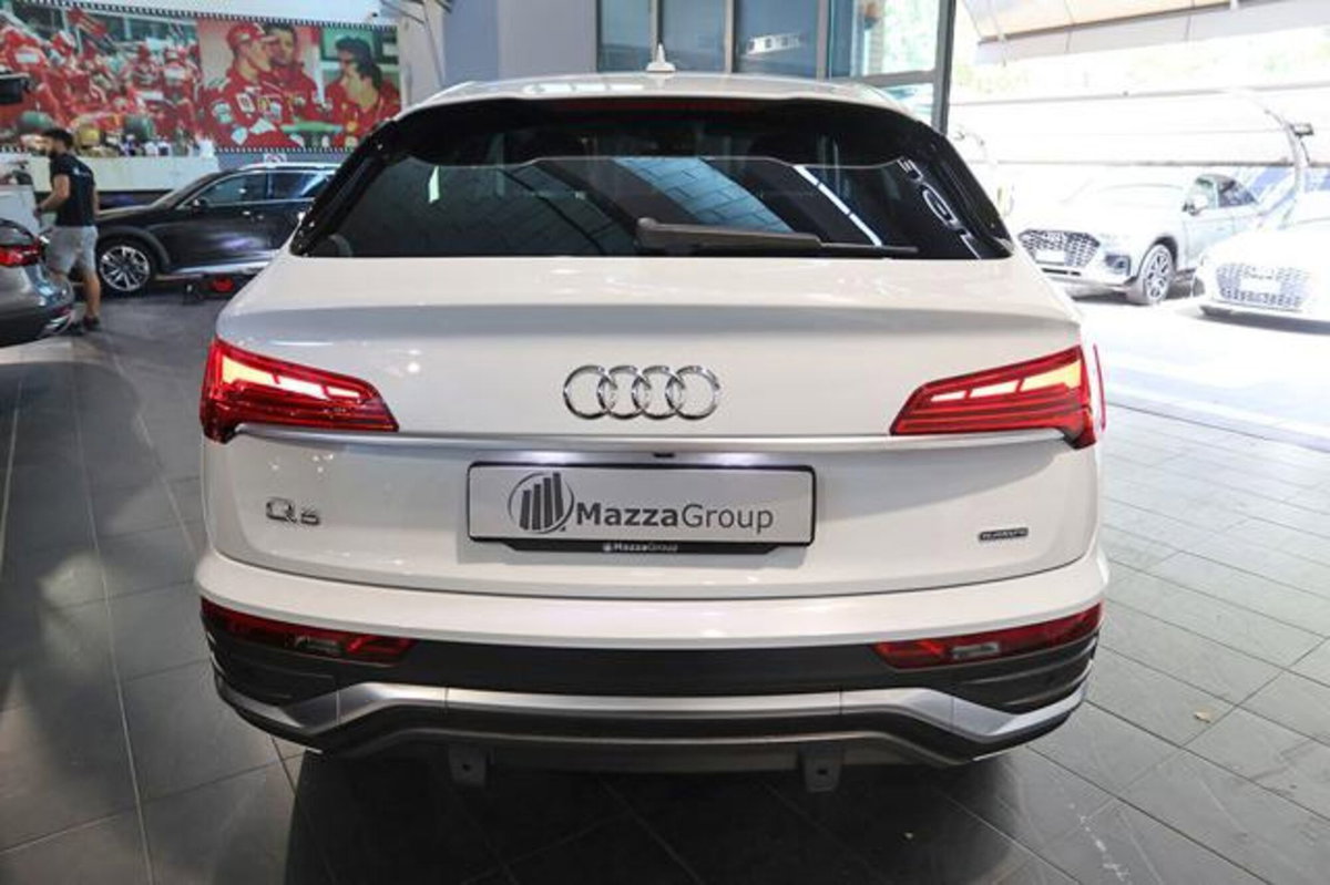 Audi Q5 Sportback Sportback 40 2.0 tdi mhev 12V quattro s-tronic (8)