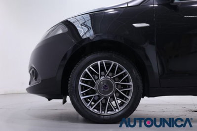 Lancia Ypsilon 1.0 FireFly 5 porte S&S Hybrid Gold Plus (17)
