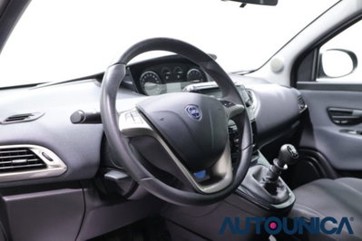 Lancia Ypsilon 1.0 FireFly 5 porte S&S Hybrid Gold Plus (5)