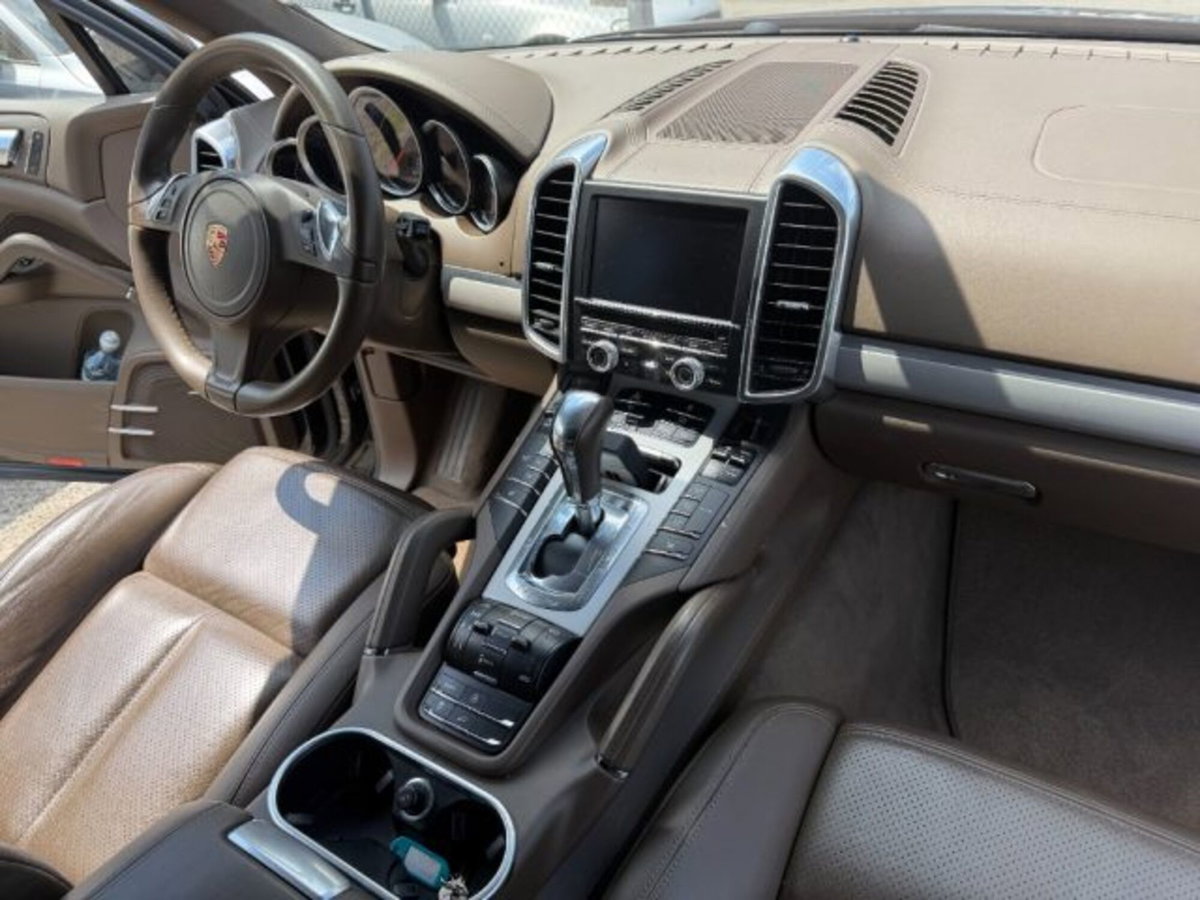 Porsche Cayenne 3.0 Diesel (11)