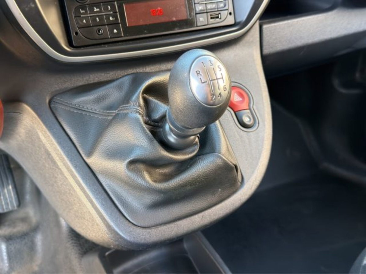 Renault Kangoo Blue dCi 115CV Express Furgone  Ice (14)