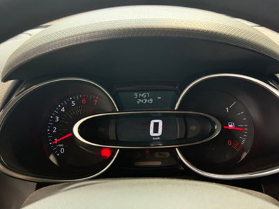 Renault Clio TCe 12V 90 CV 5 porte Moschino Zen (13)