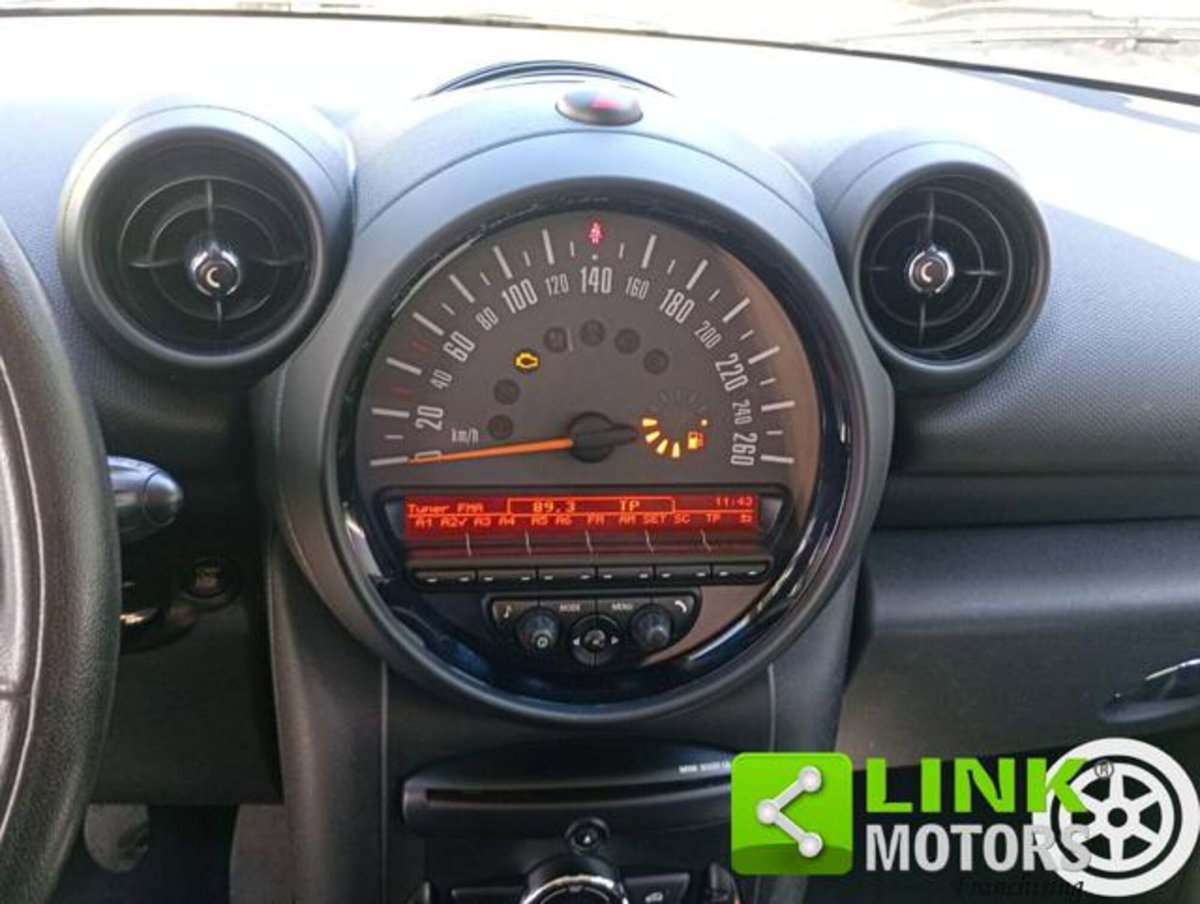 MINI Mini Countryman 1.6 Cooper D Business Countryman (18)