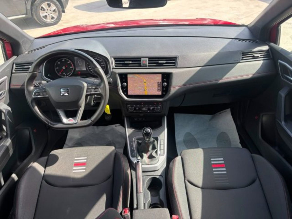 SEAT Arona 1.6 TDI 115 CV FR (10)