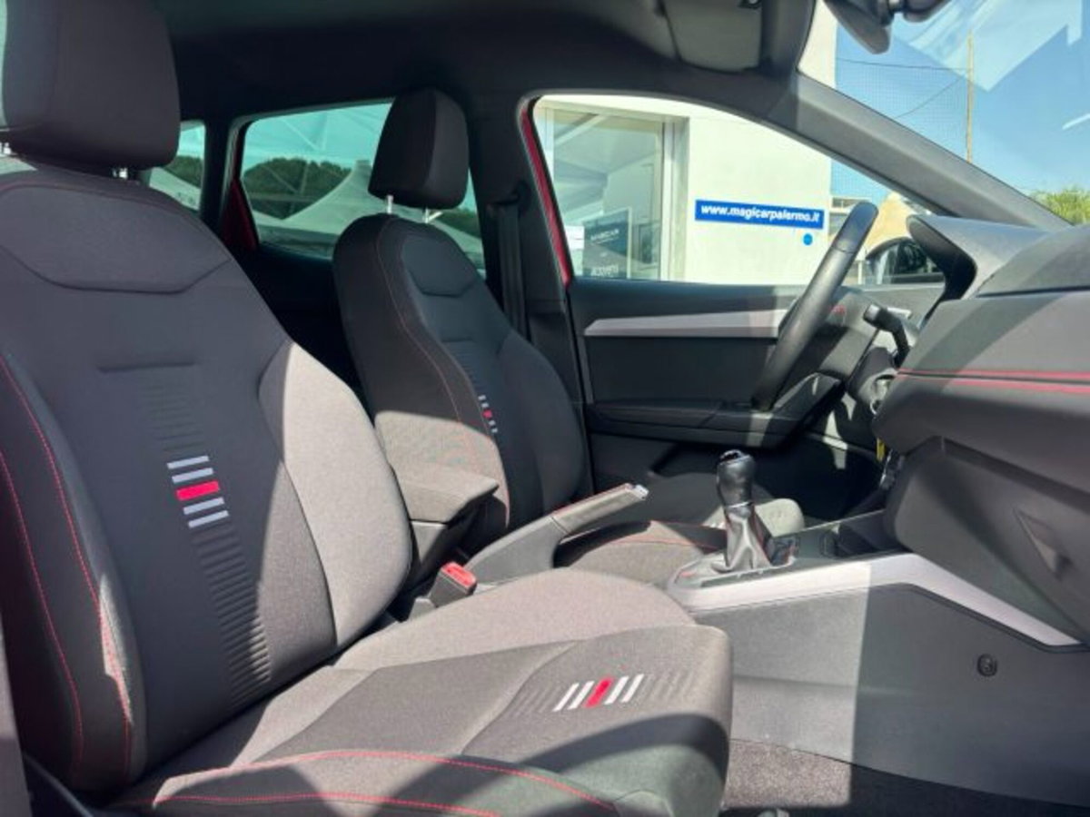 SEAT Arona 1.6 TDI 115 CV FR (12)