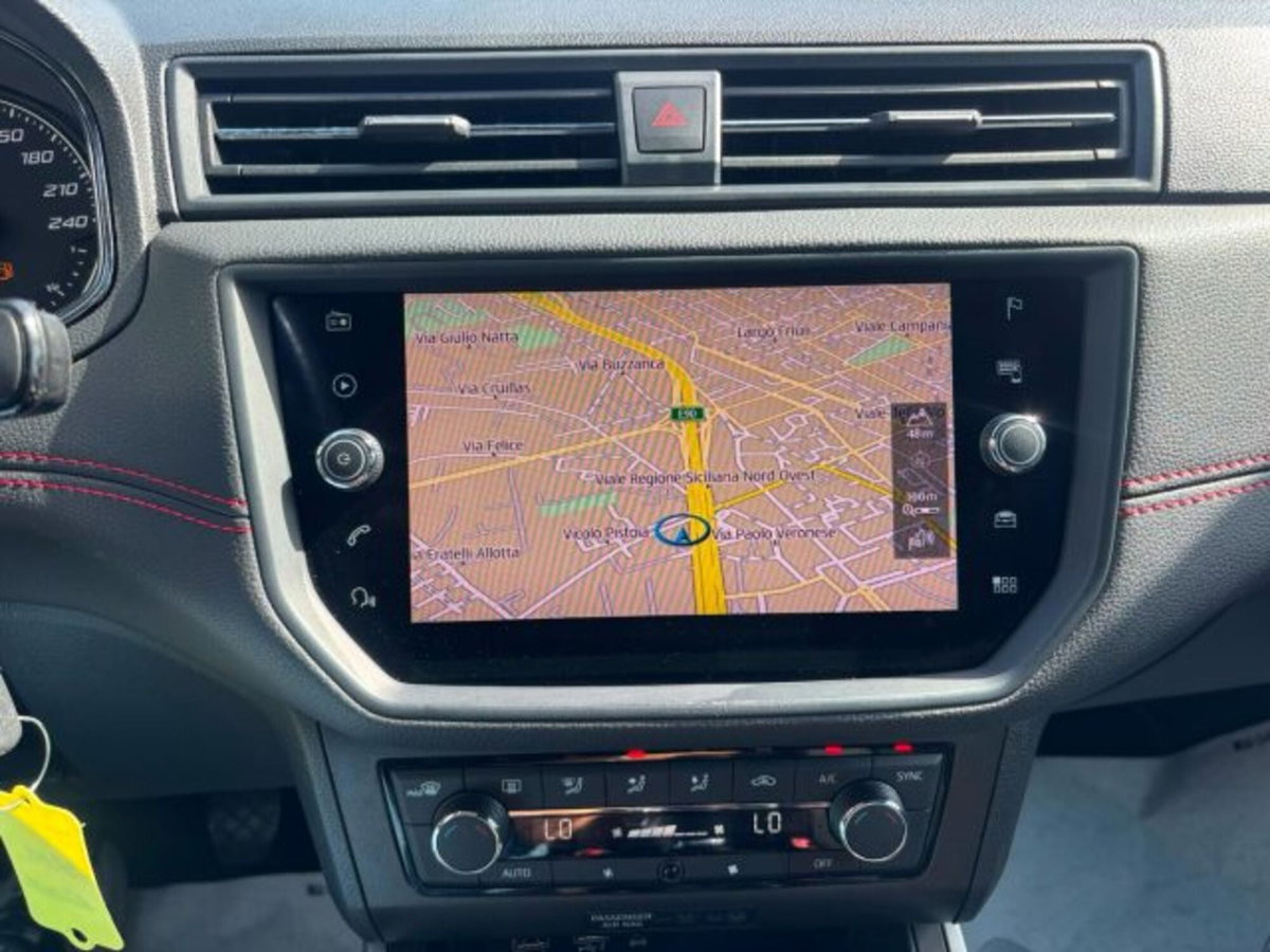 SEAT Arona 1.6 TDI 115 CV FR (16)