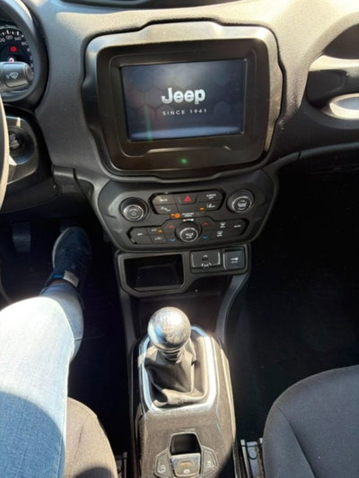 Jeep Renegade 1.6 Mjt 120 CV Night Eagle (11)