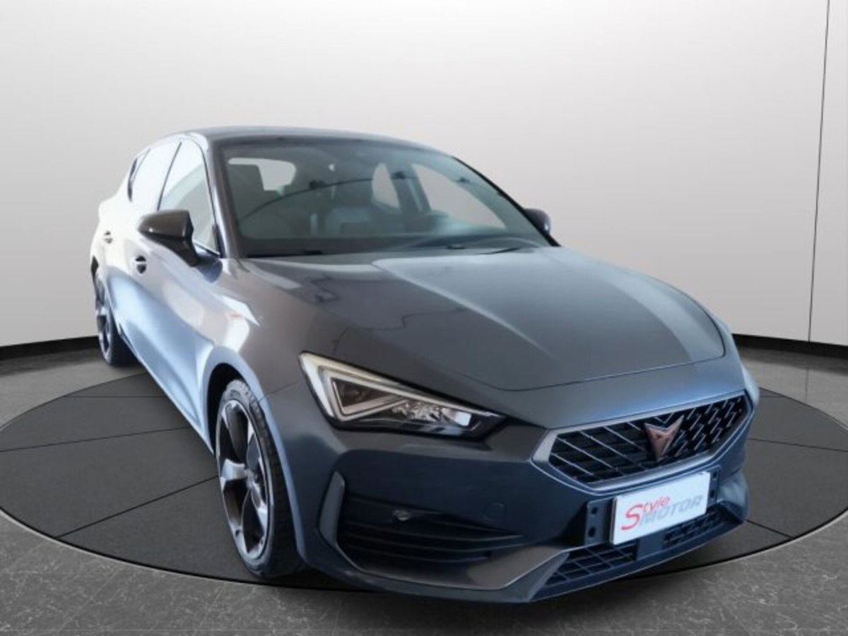Cupra Leon Leon 1.5 hybrid 150cv dsg (3)