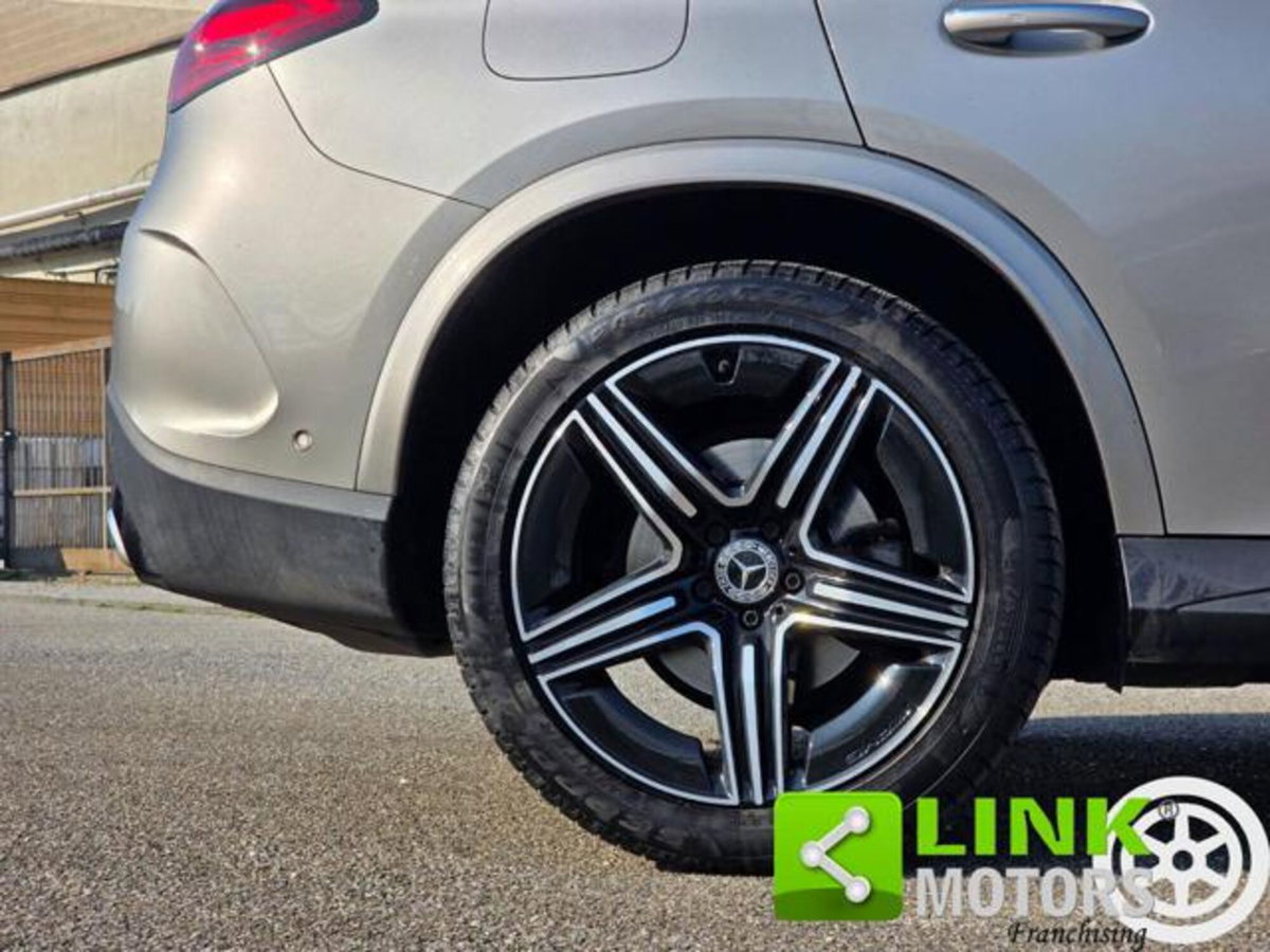 Mercedes-Benz GLC SUV 220 d AMG Line Premium Plus 4matic auto (13)