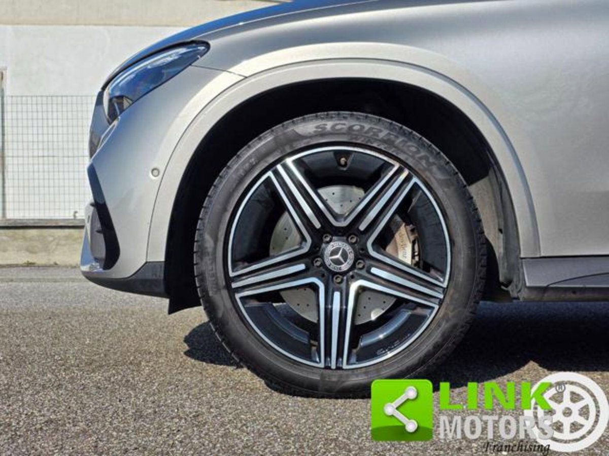 Mercedes-Benz GLC SUV 220 d AMG Line Premium Plus 4matic auto (8)