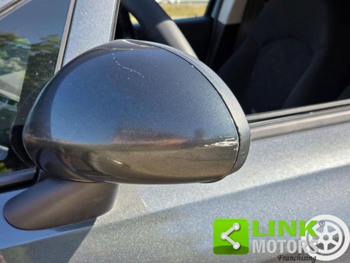 Opel Corsa 1.4 16V 5 porte aut. Enjoy (17)