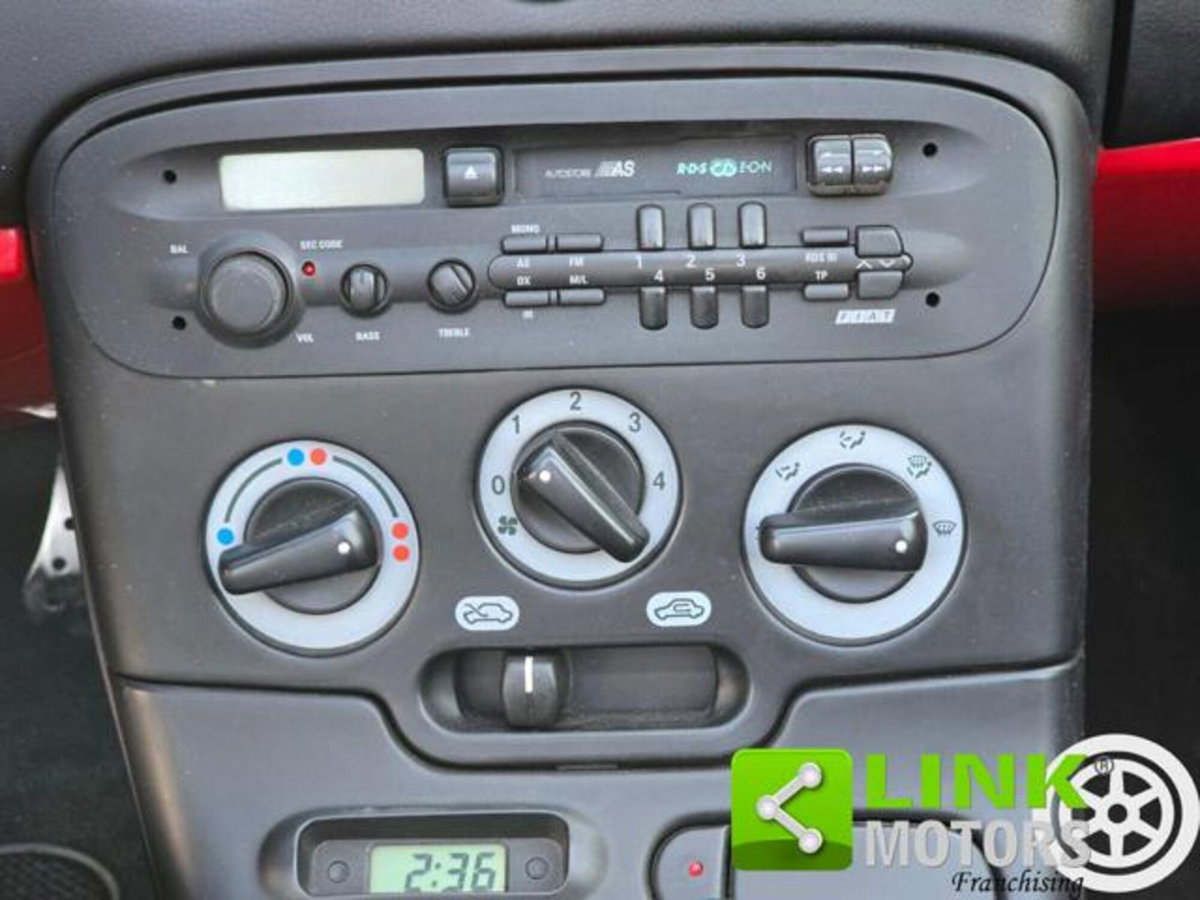 Fiat barchetta 1.8 16V (20)