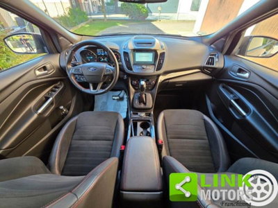 Ford Kuga 2.0 TDCI 150 CV S&S 4WD Powershift ST-Line (5)