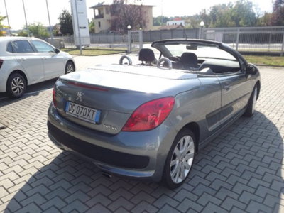 Peugeot 207 Cabrio VTi 120CV CC aut. Féline (6)
