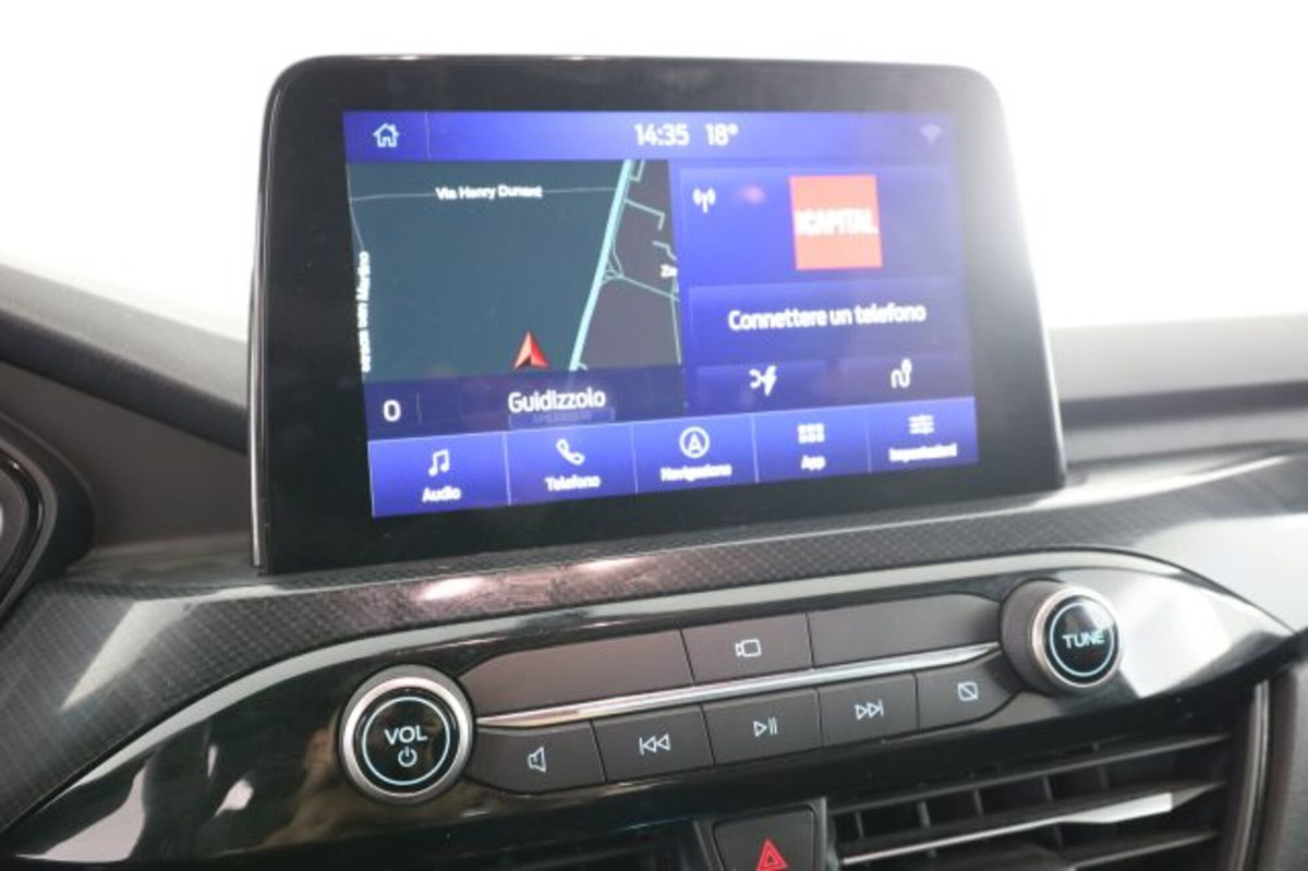 Ford Kuga 2.5 Plug In Hybrid 225 CV CVT 2WD ST-Line (11)