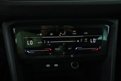 Volkswagen Tiguan 2.0 TDI 150 CV SCR DSG 4MOTION R-Line (12)
