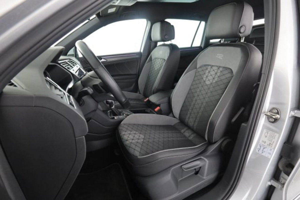 Volkswagen Tiguan 2.0 TDI 150 CV SCR DSG 4MOTION R-Line (2)