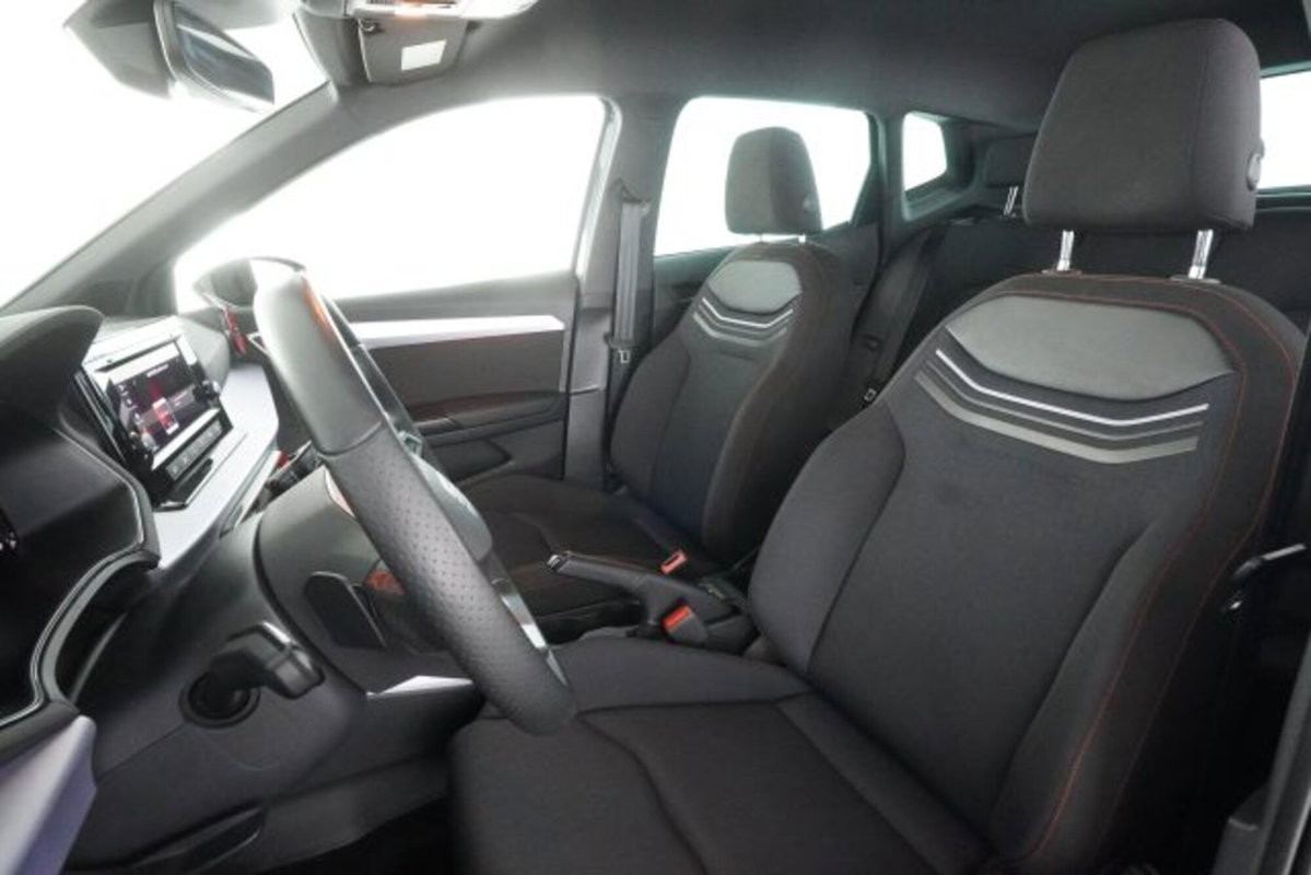 SEAT Arona 1.0 EcoTSI 115 CV DSG FR (2)