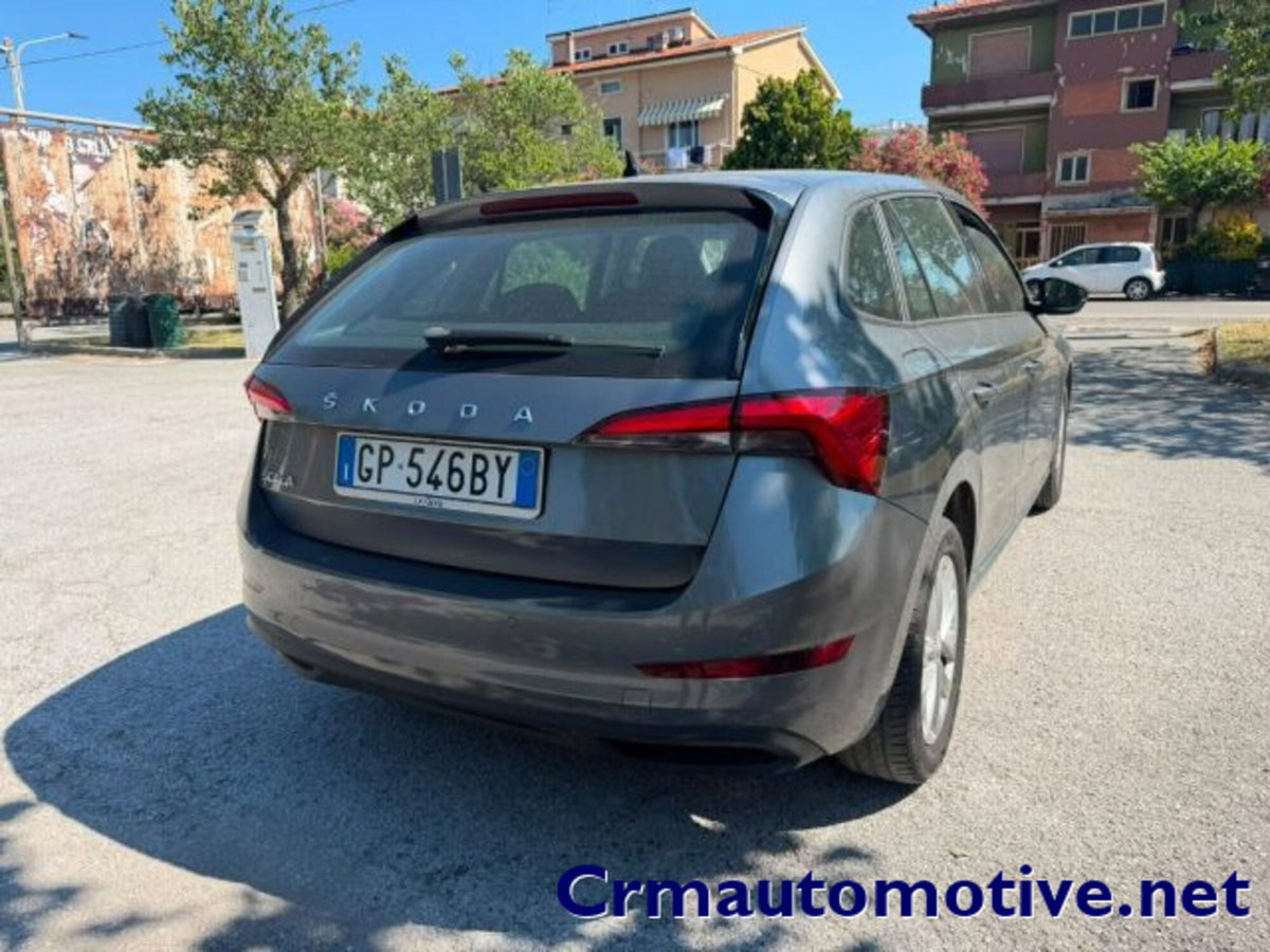 Skoda Scala 1.0 TSI Ambition (2)