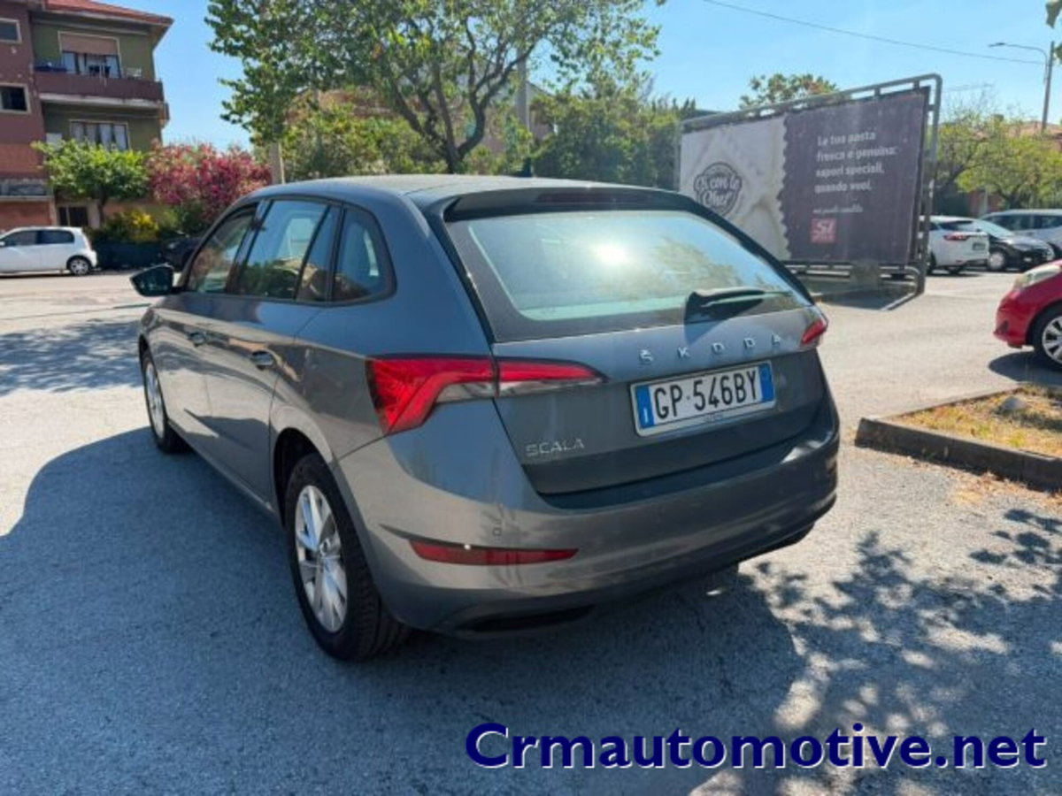 Skoda Scala 1.0 TSI Ambition (4)