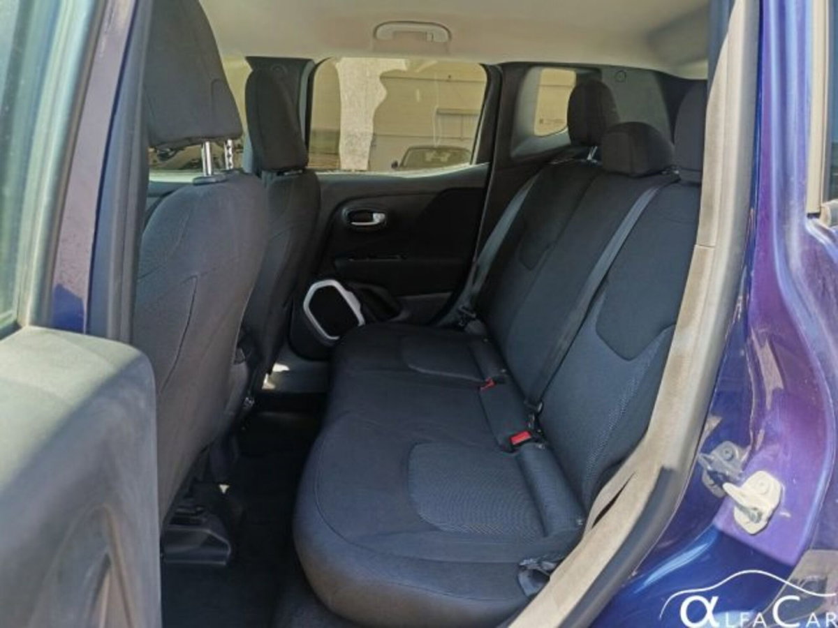 Jeep Renegade 1.3 T4 DDCT Longitude (13)