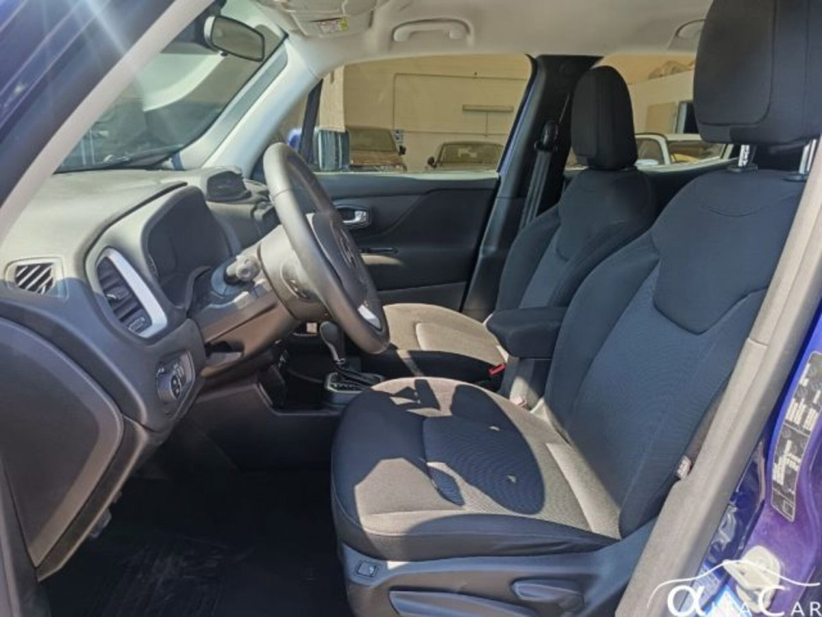Jeep Renegade 1.3 T4 DDCT Longitude (9)