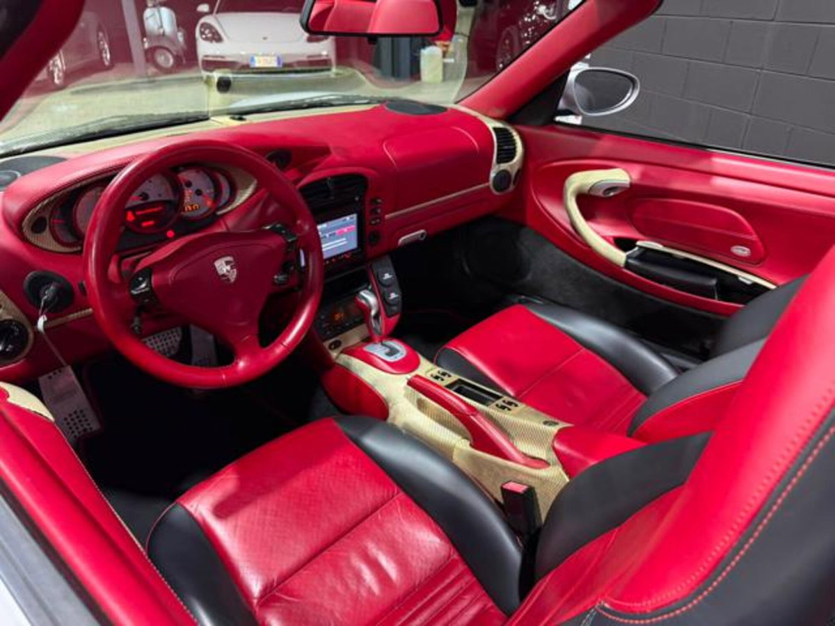 Porsche 911 Cabrio Carrera 4 cat (12)
