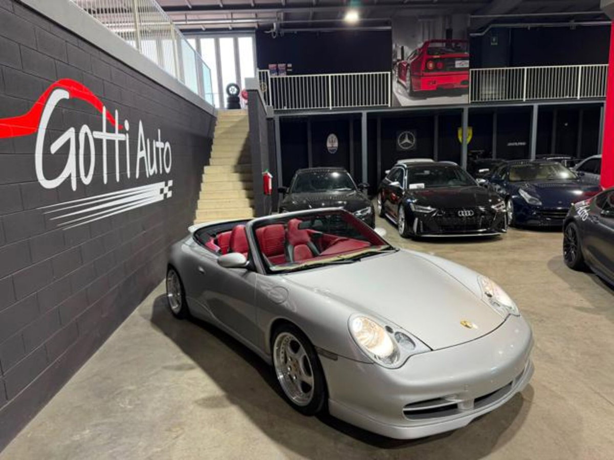 Porsche 911 Cabrio Carrera 4 cat (2)