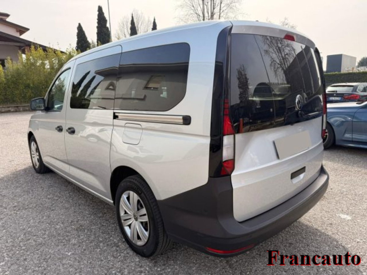 Volkswagen Caddy 2.0 TDI 102 CV Maxi (15)