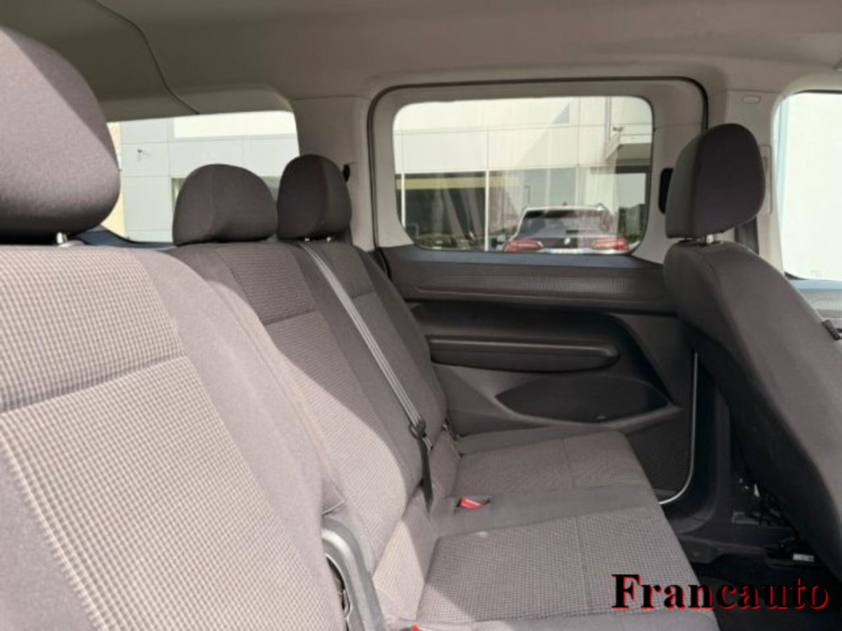 Volkswagen Caddy 2.0 TDI 102 CV Maxi (9)