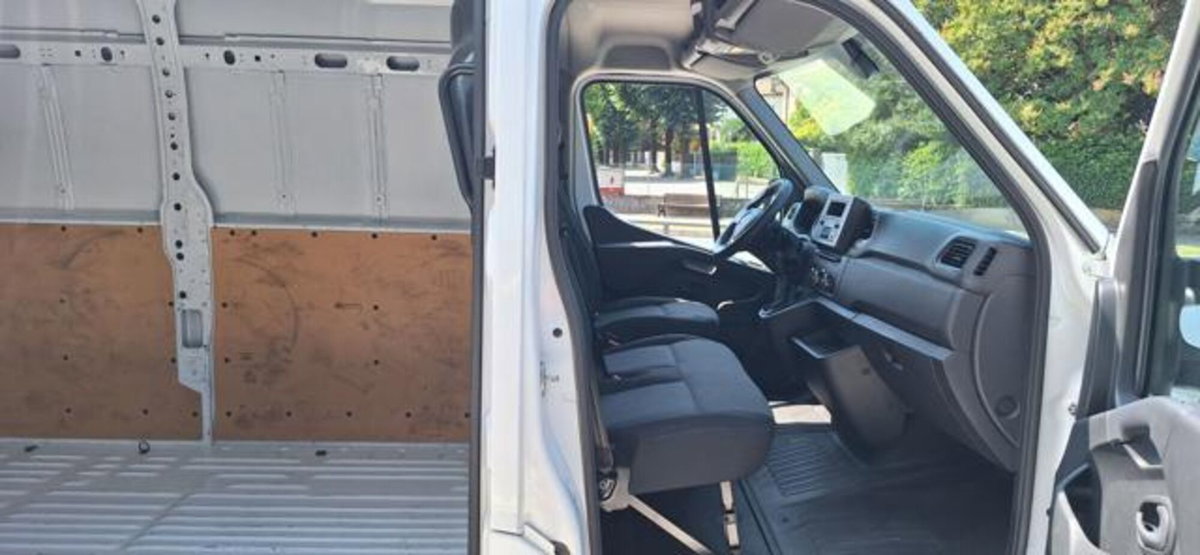 Renault Master Furgone T35 2.3 dCi 135 PL-TM Furgone Ice Plus (14)