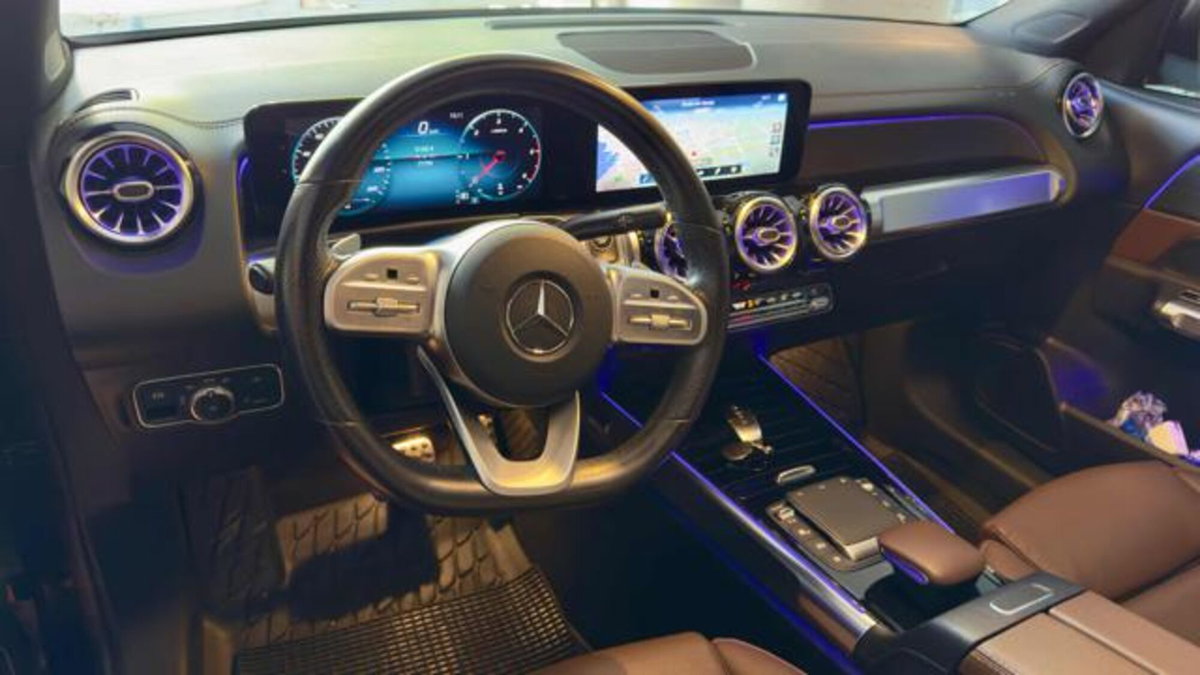 Mercedes-Benz GLB 200 d Automatic 4Matic Premium (16)