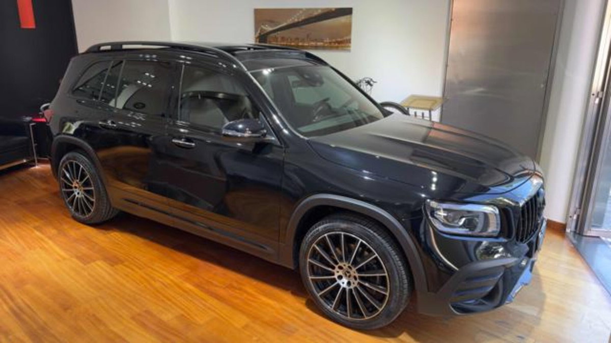 Mercedes-Benz GLB 200 d Automatic 4Matic Premium (4)