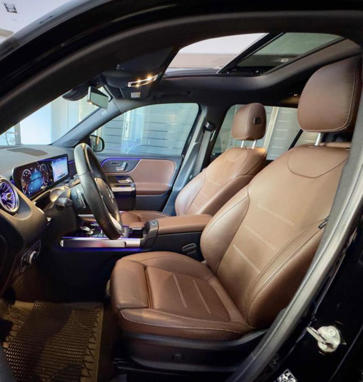 Mercedes-Benz GLB 200 d Automatic 4Matic Premium (7)