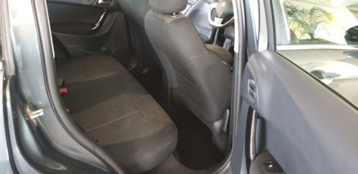 Citroen C3 1.4 HDi 70 Exclusive (10)
