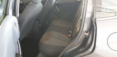 Citroen C3 1.4 HDi 70 Exclusive (8)
