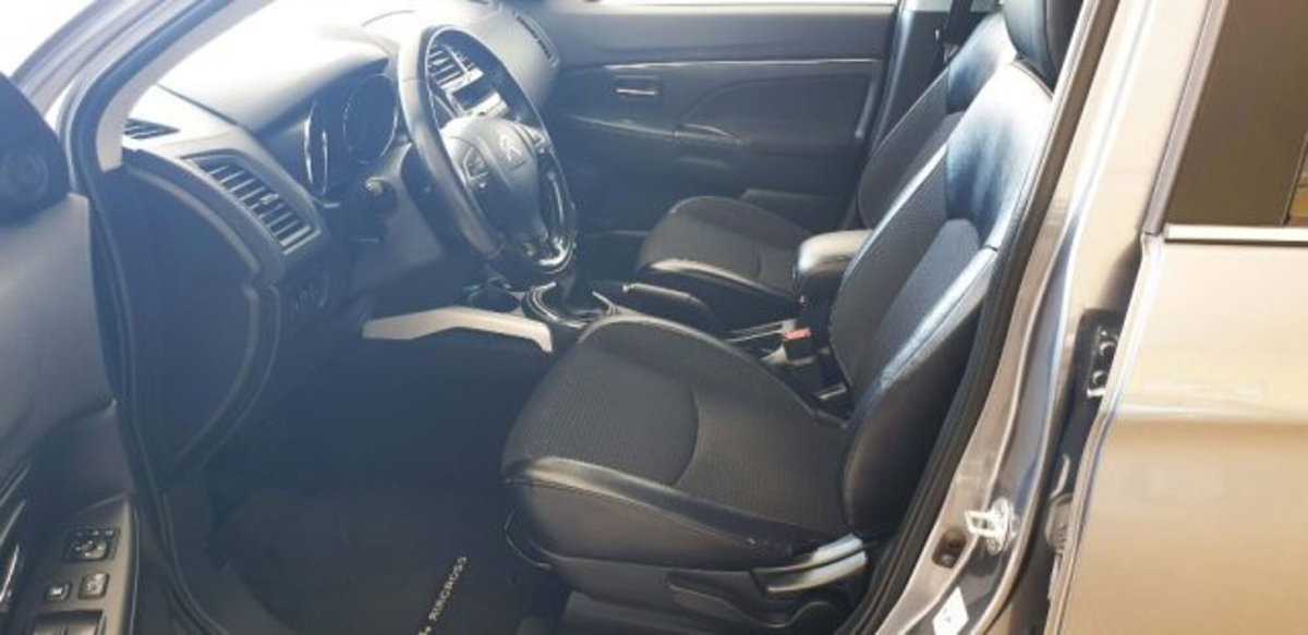 Citroen C4 Aircross 1.6 HDi 115 Stop&Start 2WD Seduction (4)