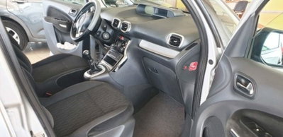 Citroen C3 Picasso 1.6 e-HDi 90 CMP6 Exclusive (10)