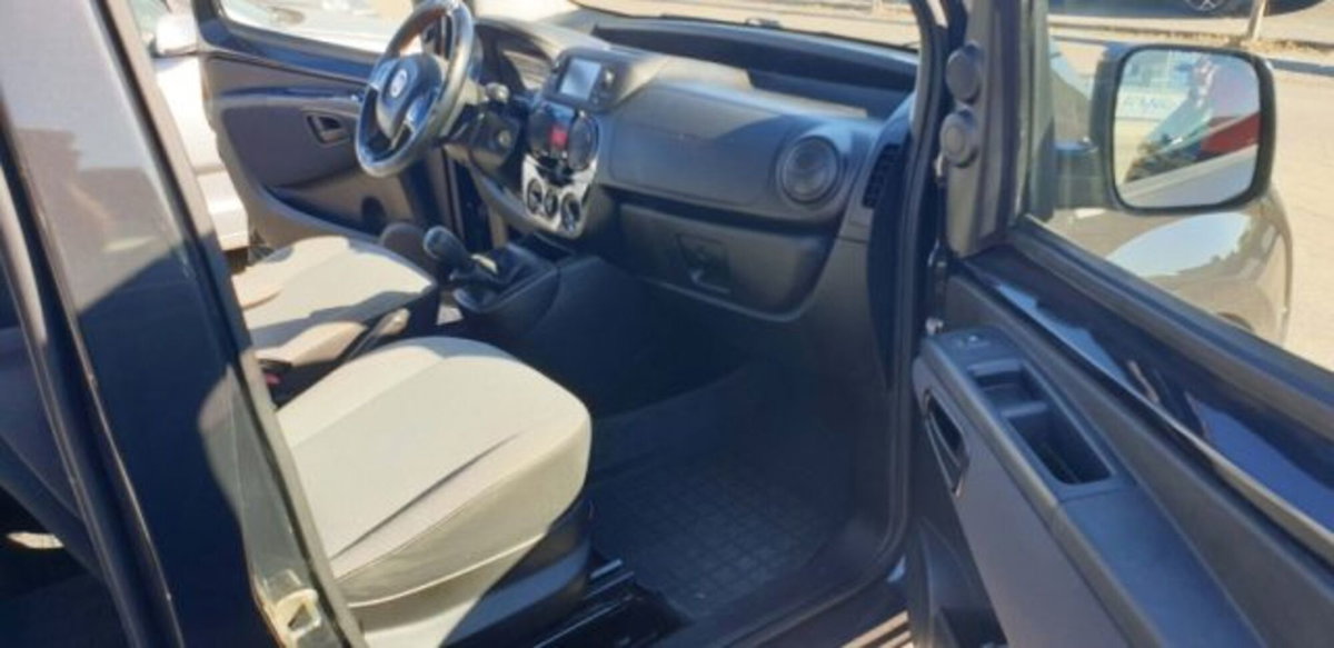 Fiat Qubo 1.3 MJT 80 CV Lounge (12)