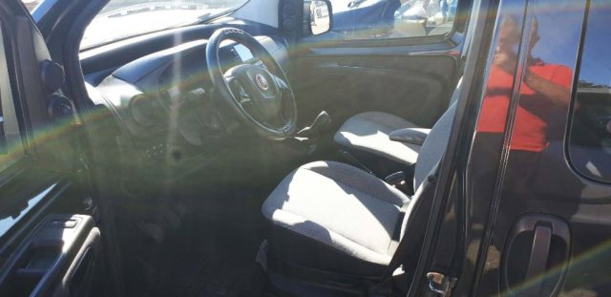 Fiat Qubo 1.3 MJT 80 CV Lounge (7)