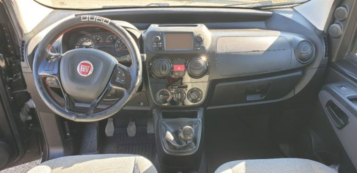 Fiat Qubo 1.3 MJT 80 CV Lounge (9)