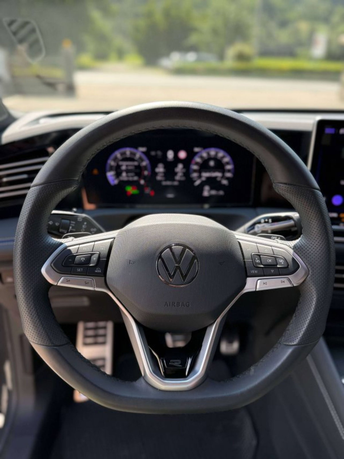 Volkswagen Tiguan 1.5 etsi R-Line 150cv dsg (14)