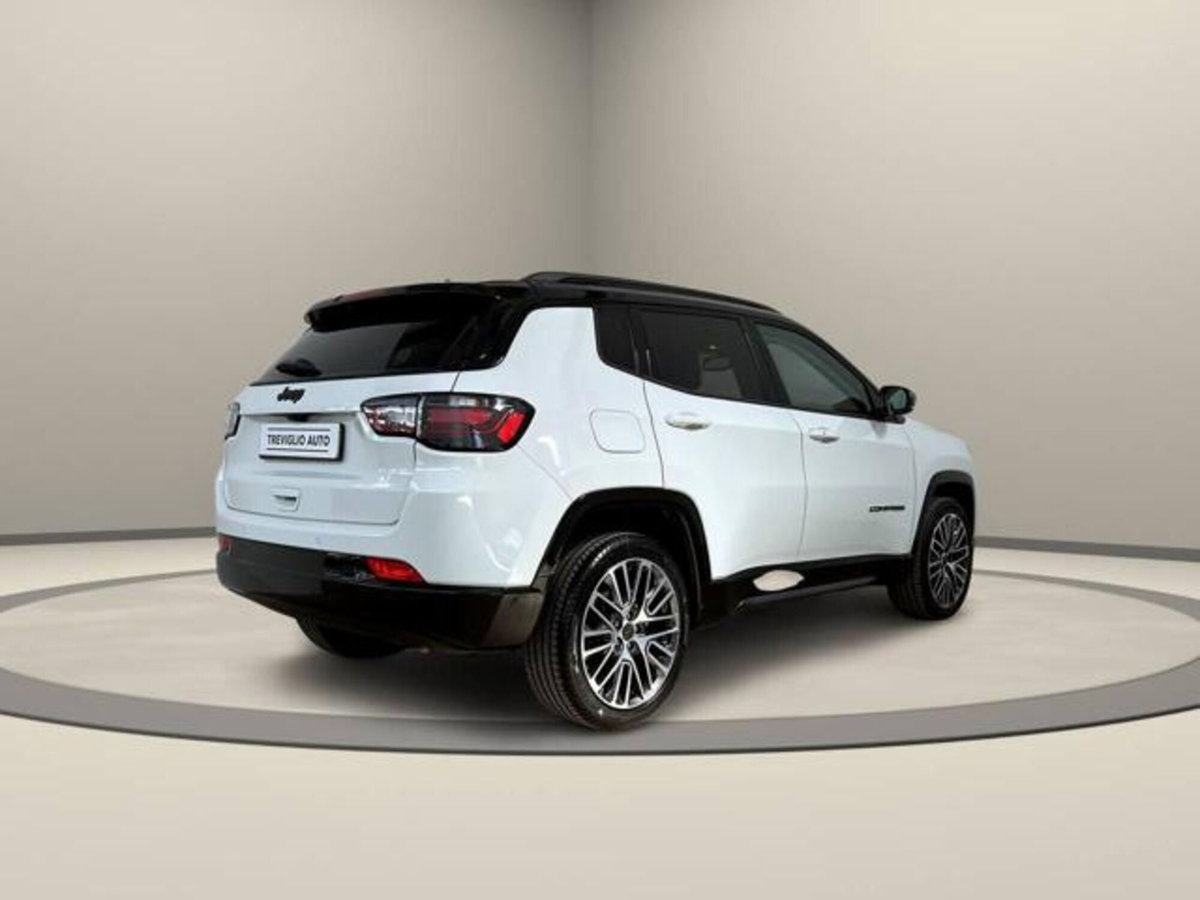 Jeep Compass 1.5 turbo t4 mhev Summit 2wd 130cv dct (5)