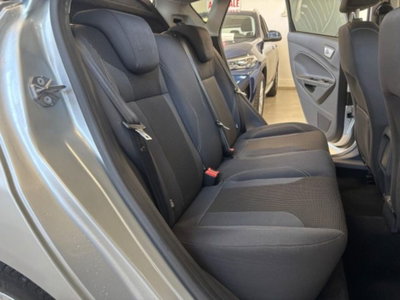 Ford Fiesta 1.2 60CV 5 porte Titanium (15)