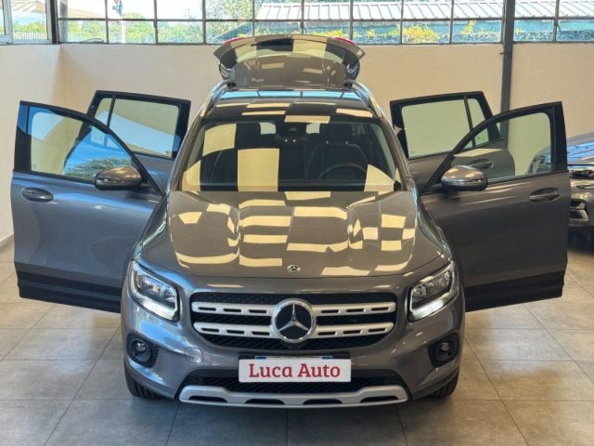 Mercedes-Benz GLB 180 d Automatic Executive (2)
