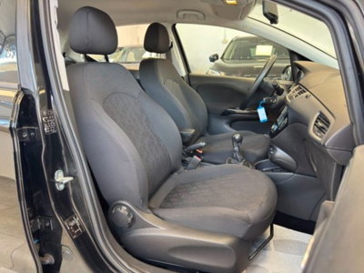 Opel Corsa 1.4 90CV GPL Tech 5 porte n-Joy (8)