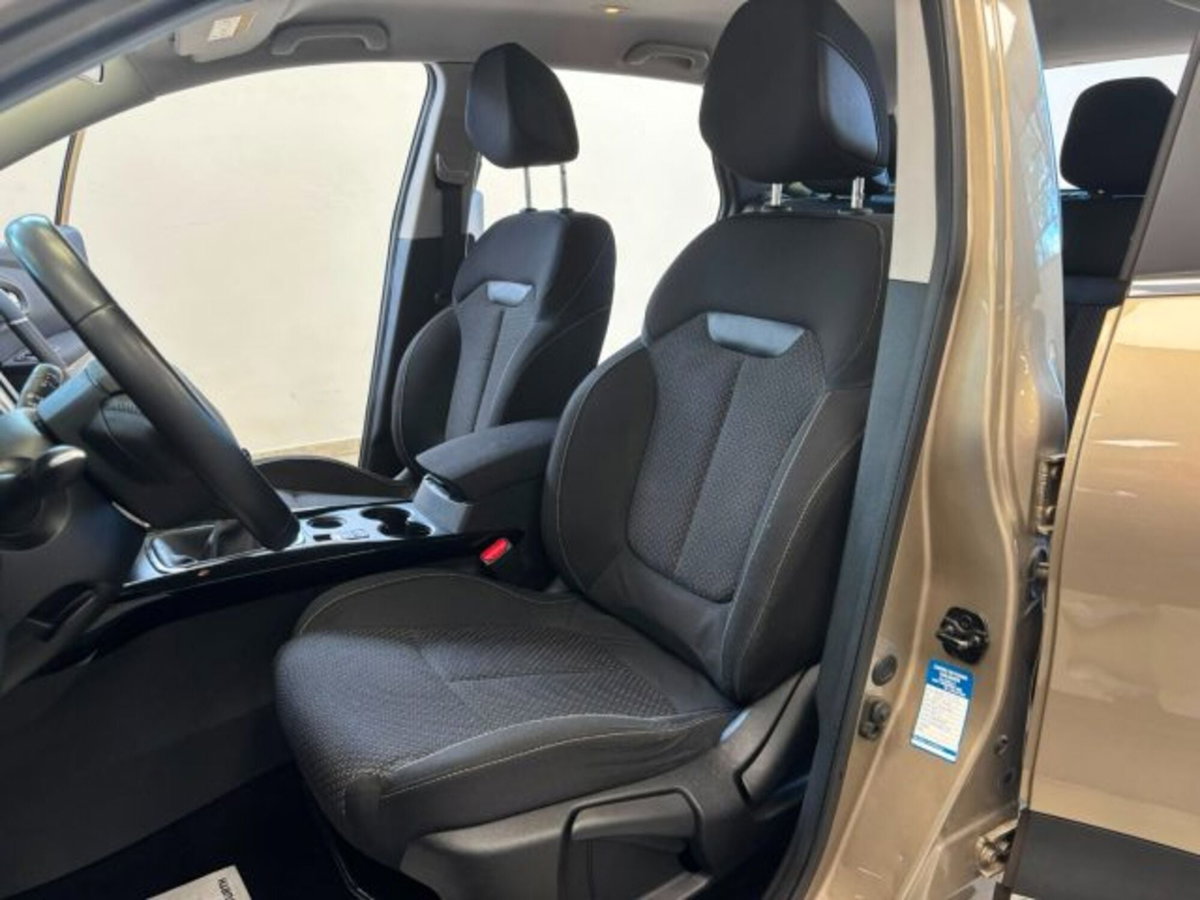 Renault Kadjar 130CV Energy Hypnotic (8)