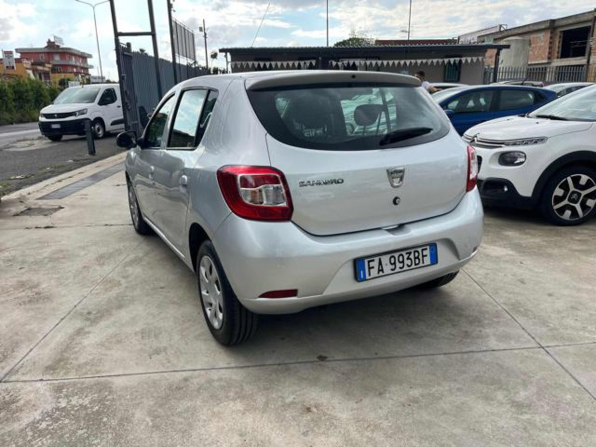 Dacia Sandero 1.2 GPL 75CV Ambiance (5)